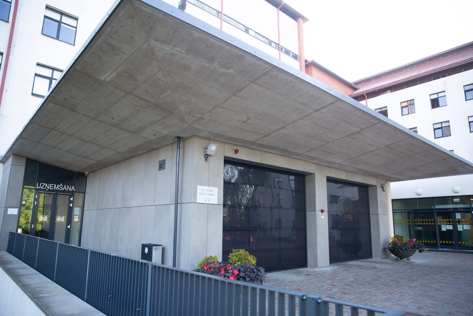 Pēc KNAB viesošanās Jelgavas slimnīca piesaistījusi jaunu medicīnas iekārtu inženieri Pēc KNAB viesošanās Jelgavas slimnīca piesaistījusi jaunu medicīnas iekārtu inženieri
