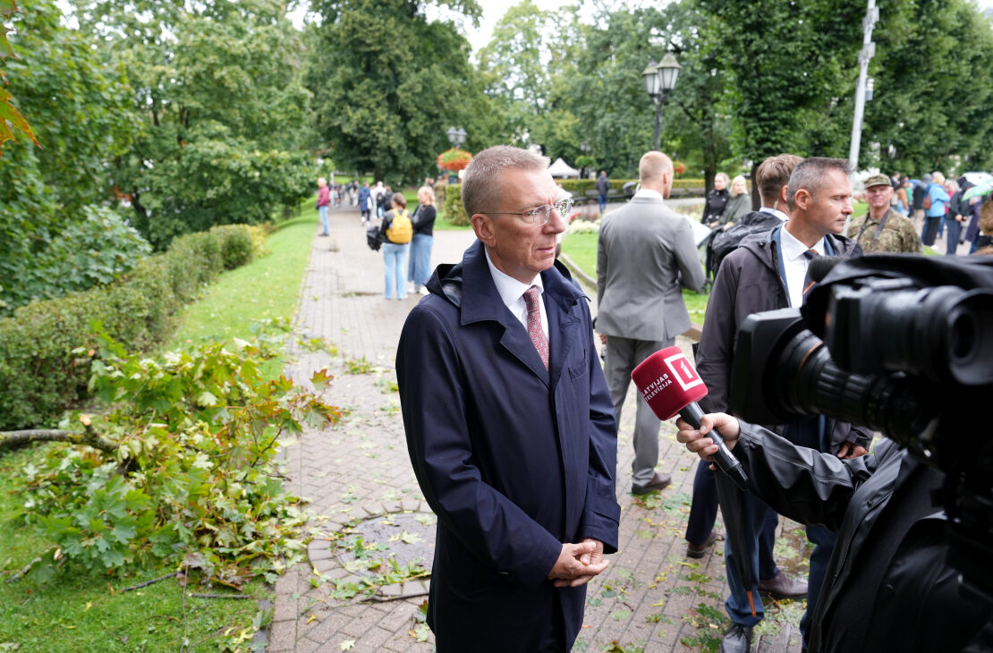 Prezidents pēc vētras: Satrauc vēlme visu "sadalīt pa instrukcijām" Prezidents pēc vētras: Satrauc vēlme visu "sadalīt pa instrukcijām"
