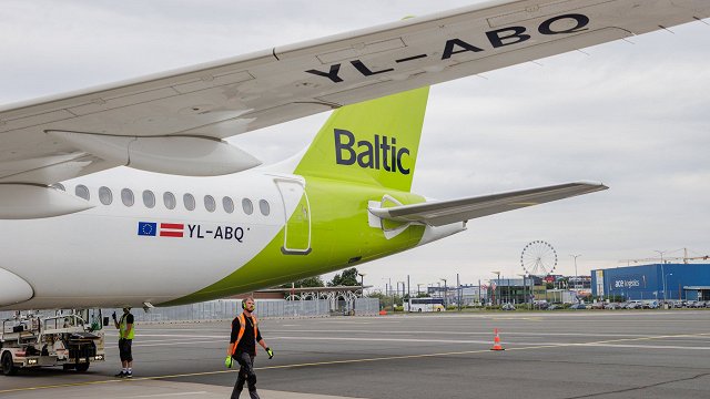 Martinovs: "airBaltic" darbinieku skaits līdz oktobra beigām nemainīsies Martinovs: "airBaltic" darbinieku skaits līdz oktobra beigām nemainīsies