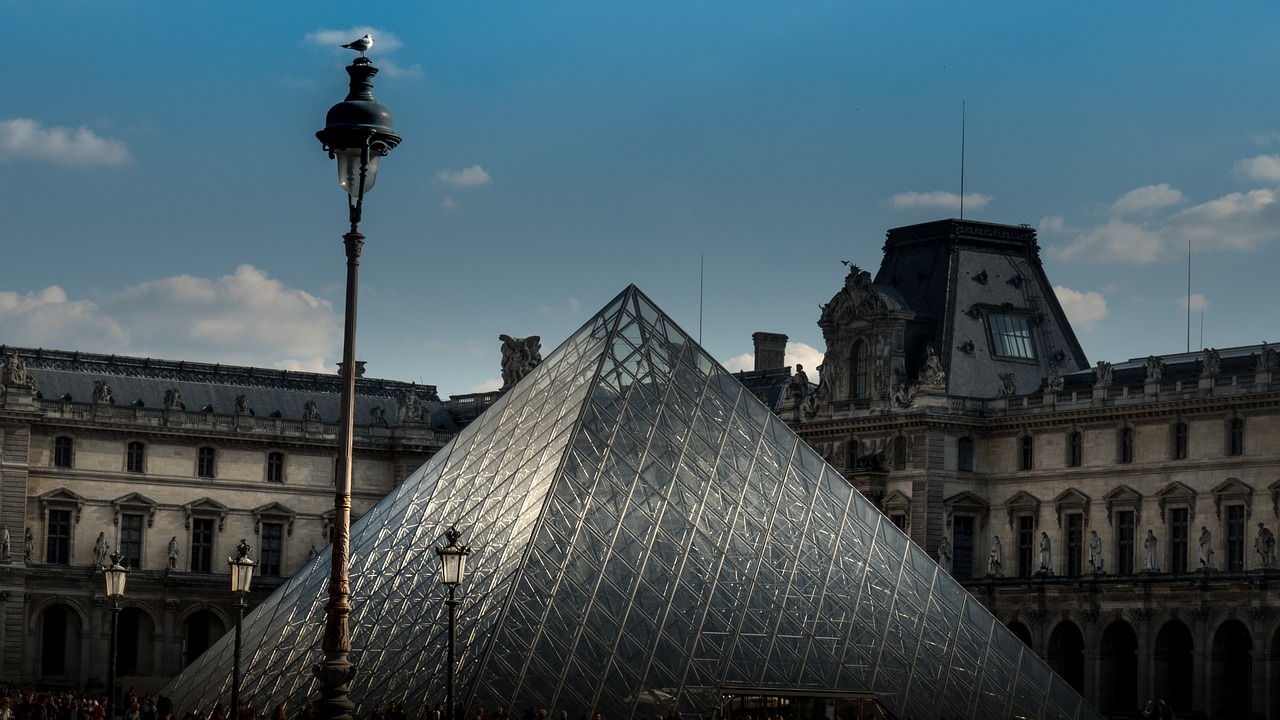 Paris ermittelt gegen Sex-Plattform
