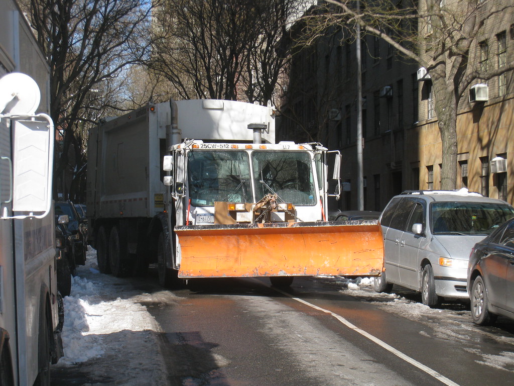 NYC snow shovelers can earn $45 hourly