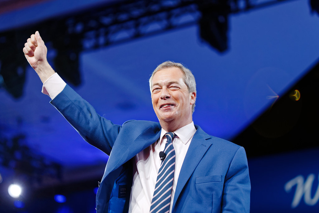 Farage z rekordowo złymi ocenami Farage z rekordowo złymi ocenami