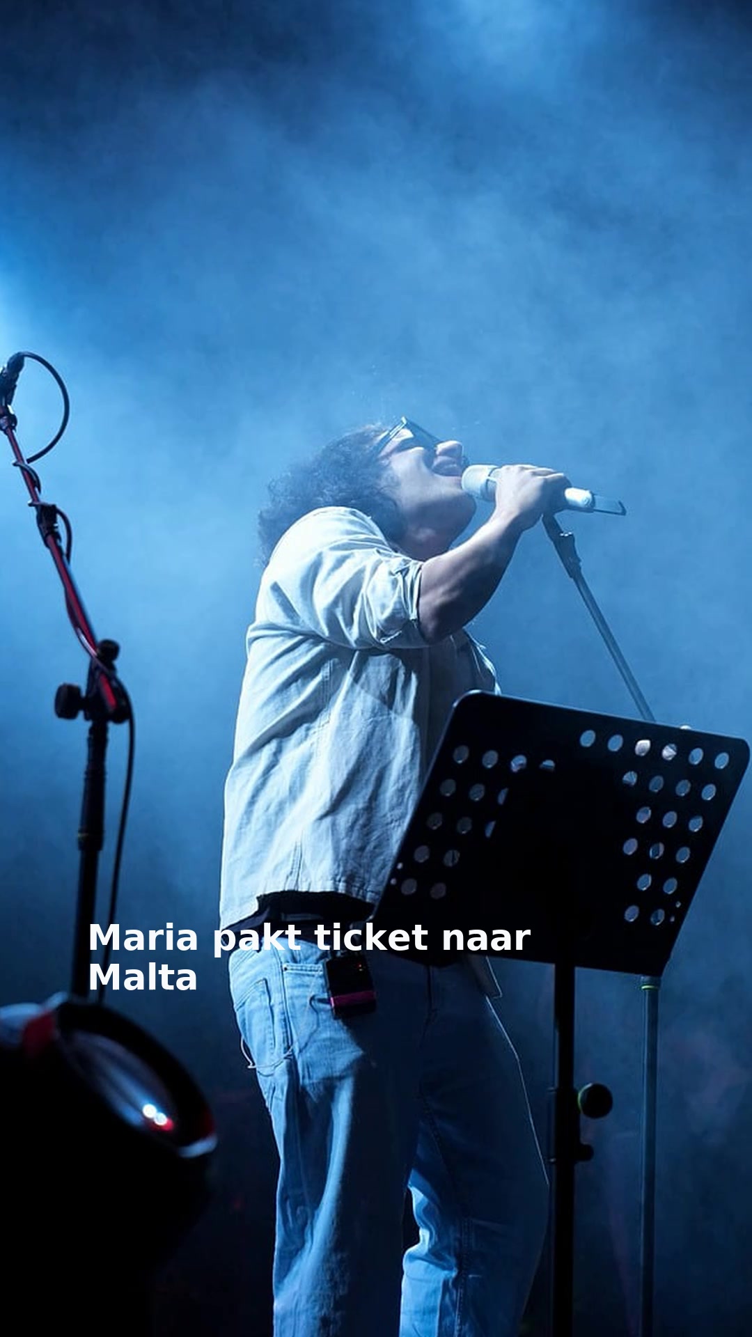 Maria pakt ticket naar Malta