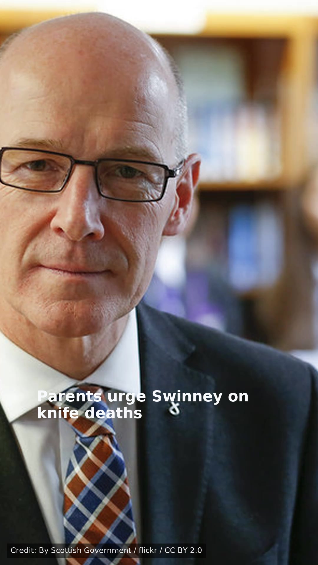 Parents urge Swinney on knife deaths