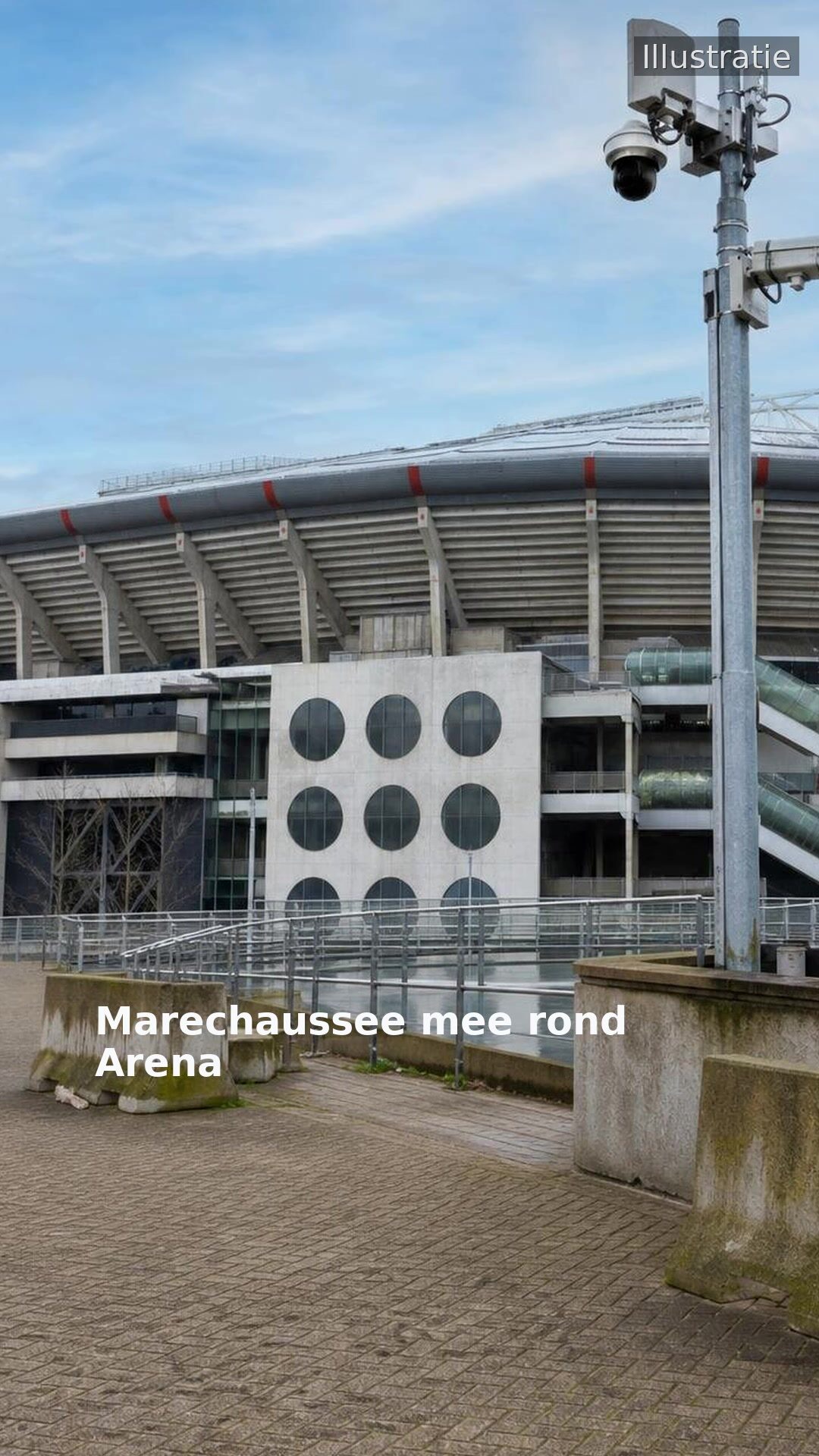 Marechaussee mee rond Arena