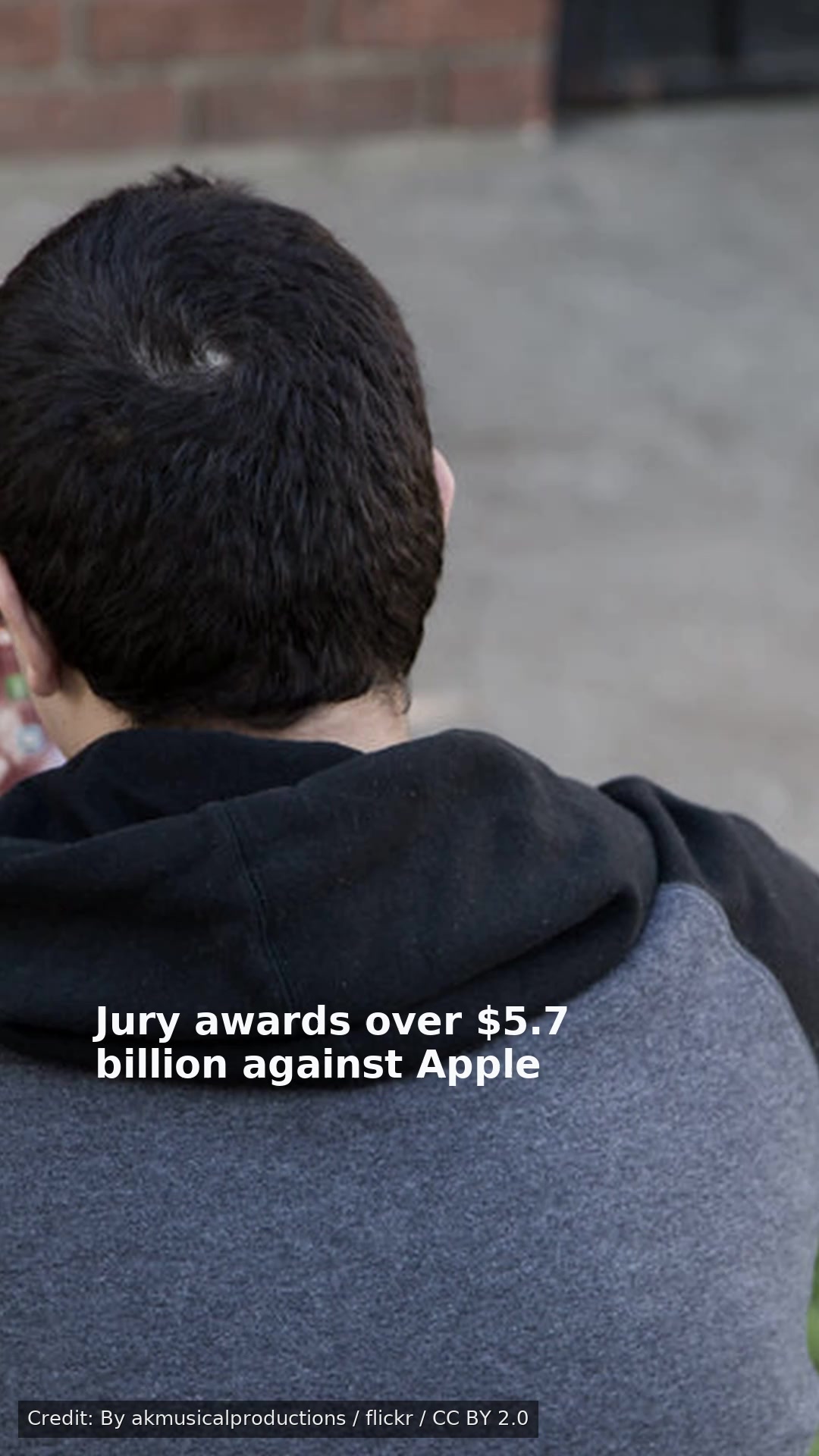 Jury awards over $5.7 billion against Apple