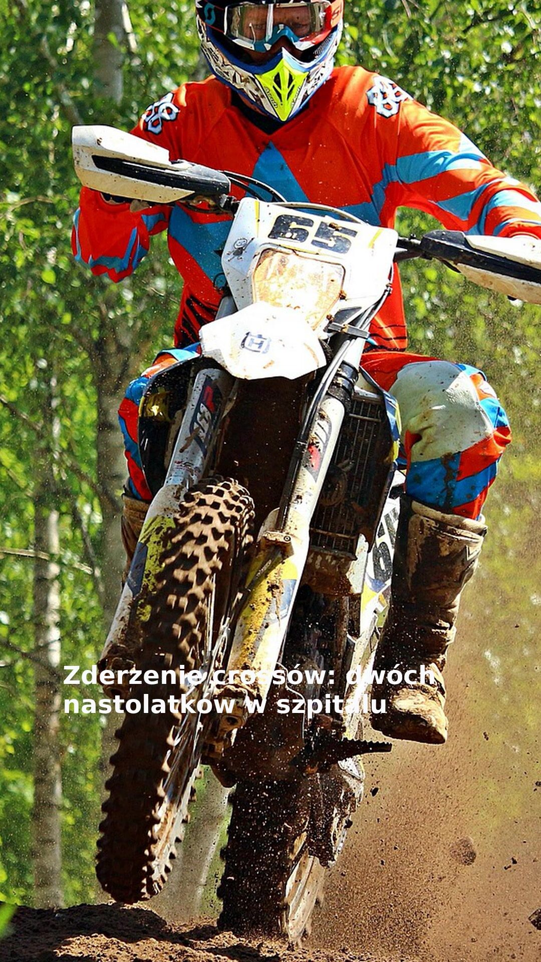 Zderzenie crossów: dwóch nastolatków w szpitalu