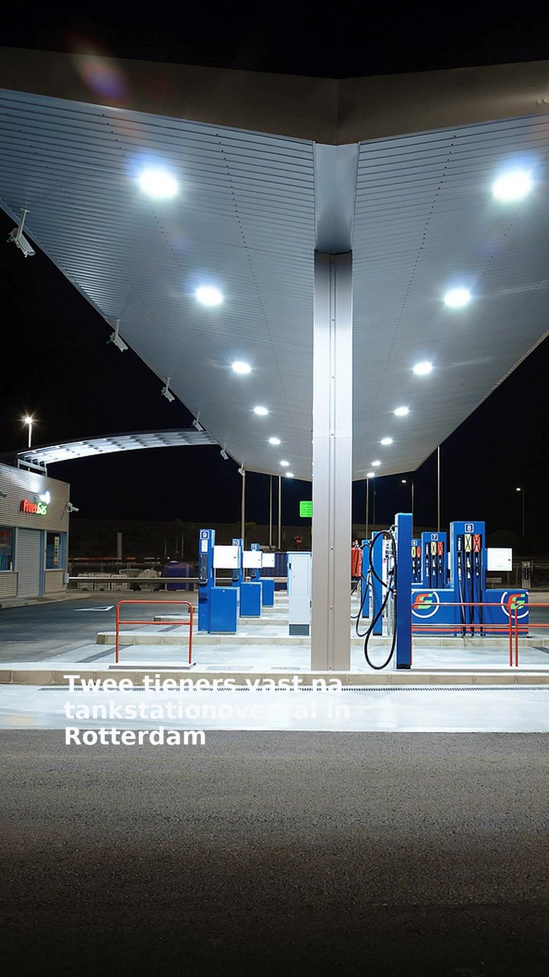 Twee tieners vast na tankstationoverval in Rotterdam