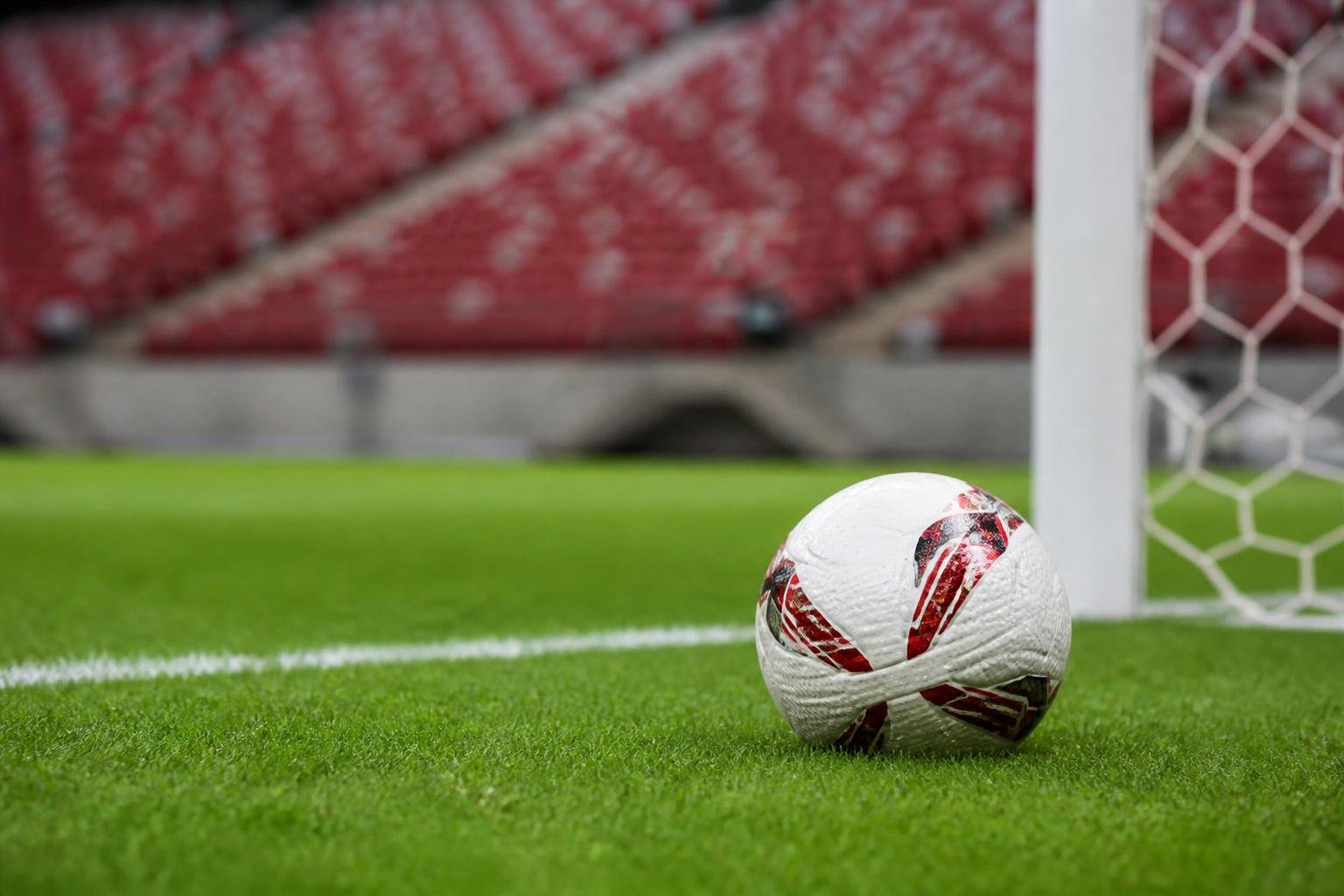 Polska wygrała z Rumunią 6:0. Hat-trick Lewandowskiego