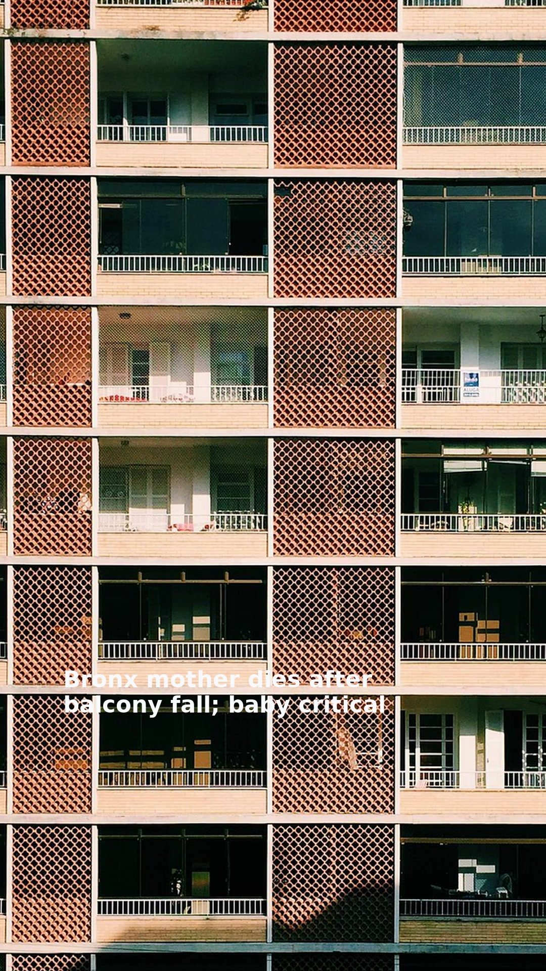 Bronx mother dies after balcony fall; baby critical