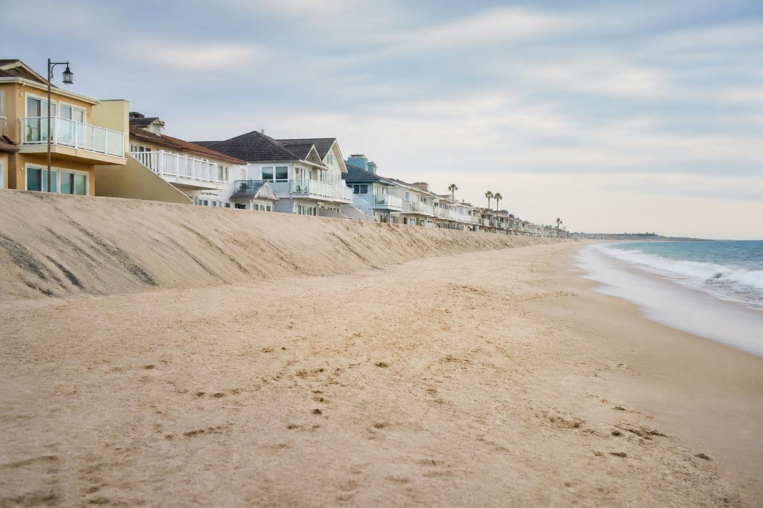 Newport Beach declares emergency after Balboa Peninsula flooding Newport Beach declares emergency after Balboa Peninsula flooding