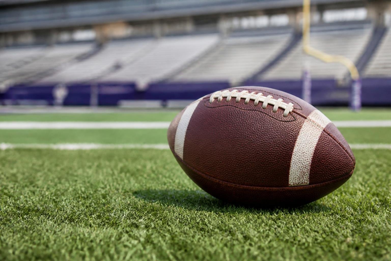 Weigman’s four TD passes to Overmyer lift Houston past Kansas State