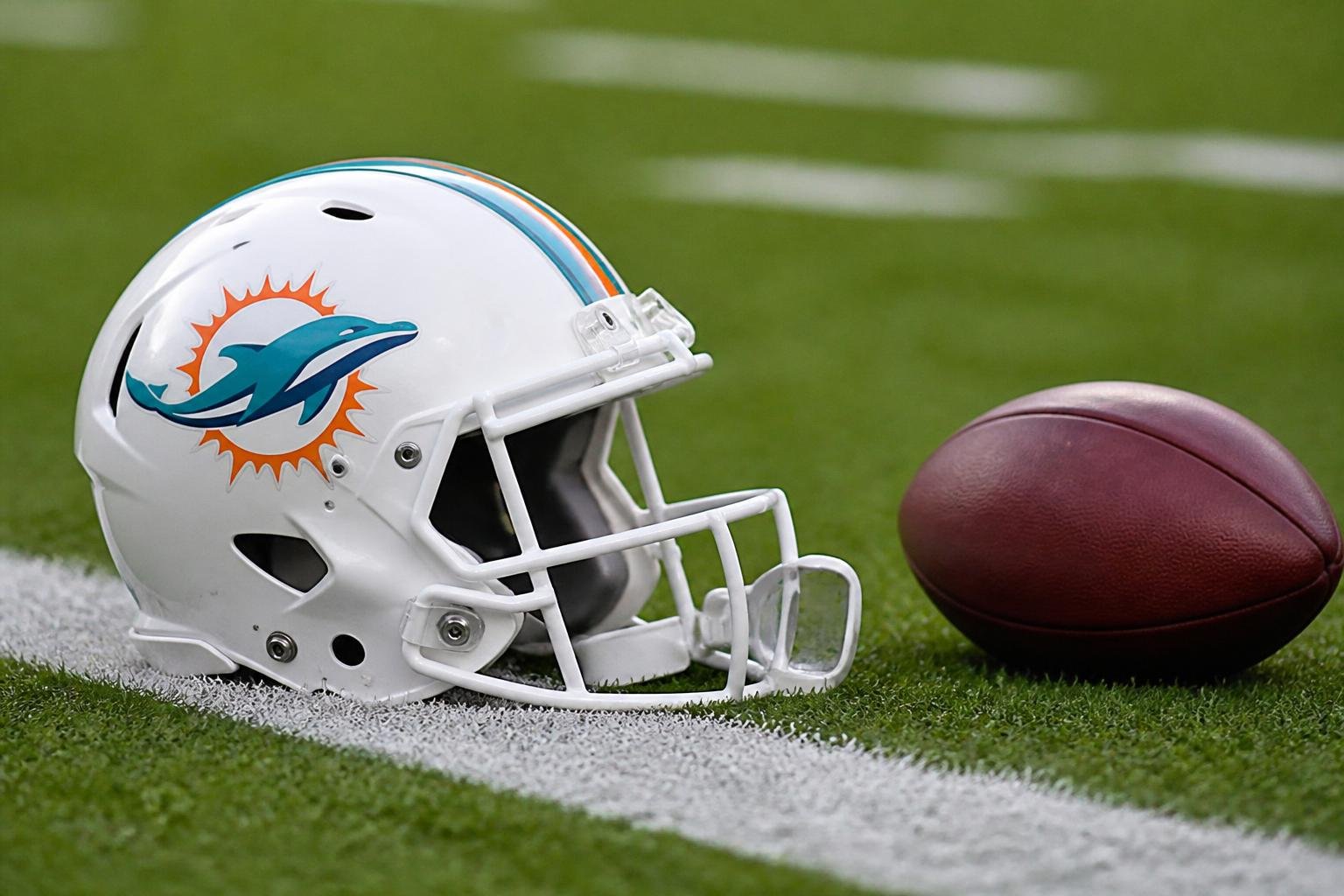 Dolphins fall to 0-5 as Hafley calls for fewer turnovers