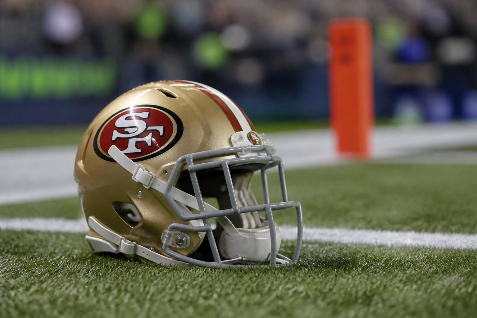 49ers beat Seahawks 32-29 to remain unbeaten