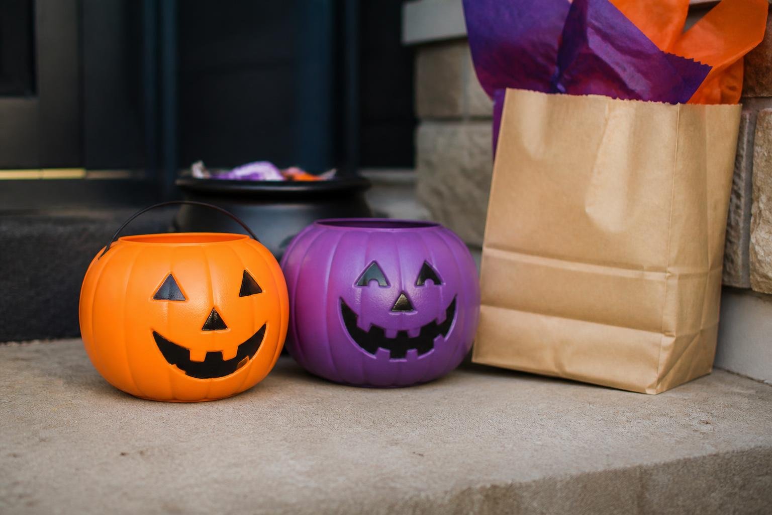 Woman, 22, fatally shot after Halloween shopping trip in Little Village Woman, 22, fatally shot after Halloween shopping trip in Little Village