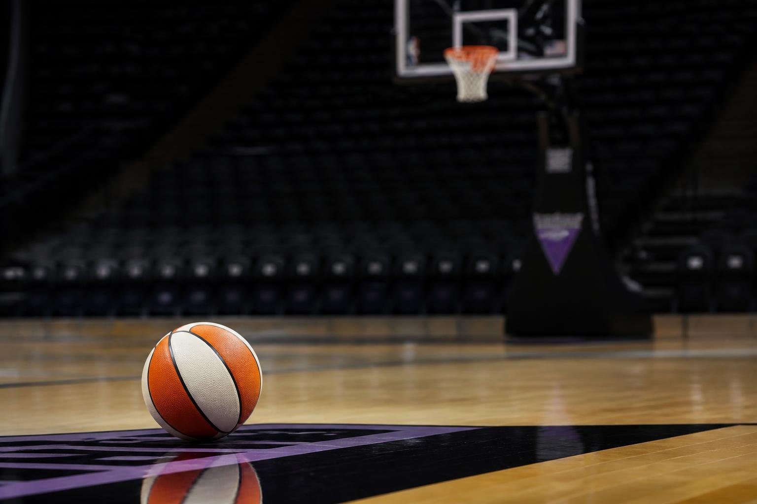 Salaün becomes WNBA’s first unanimous Sixth Player of the Year Salaün becomes WNBA’s first unanimous Sixth Player of the Year