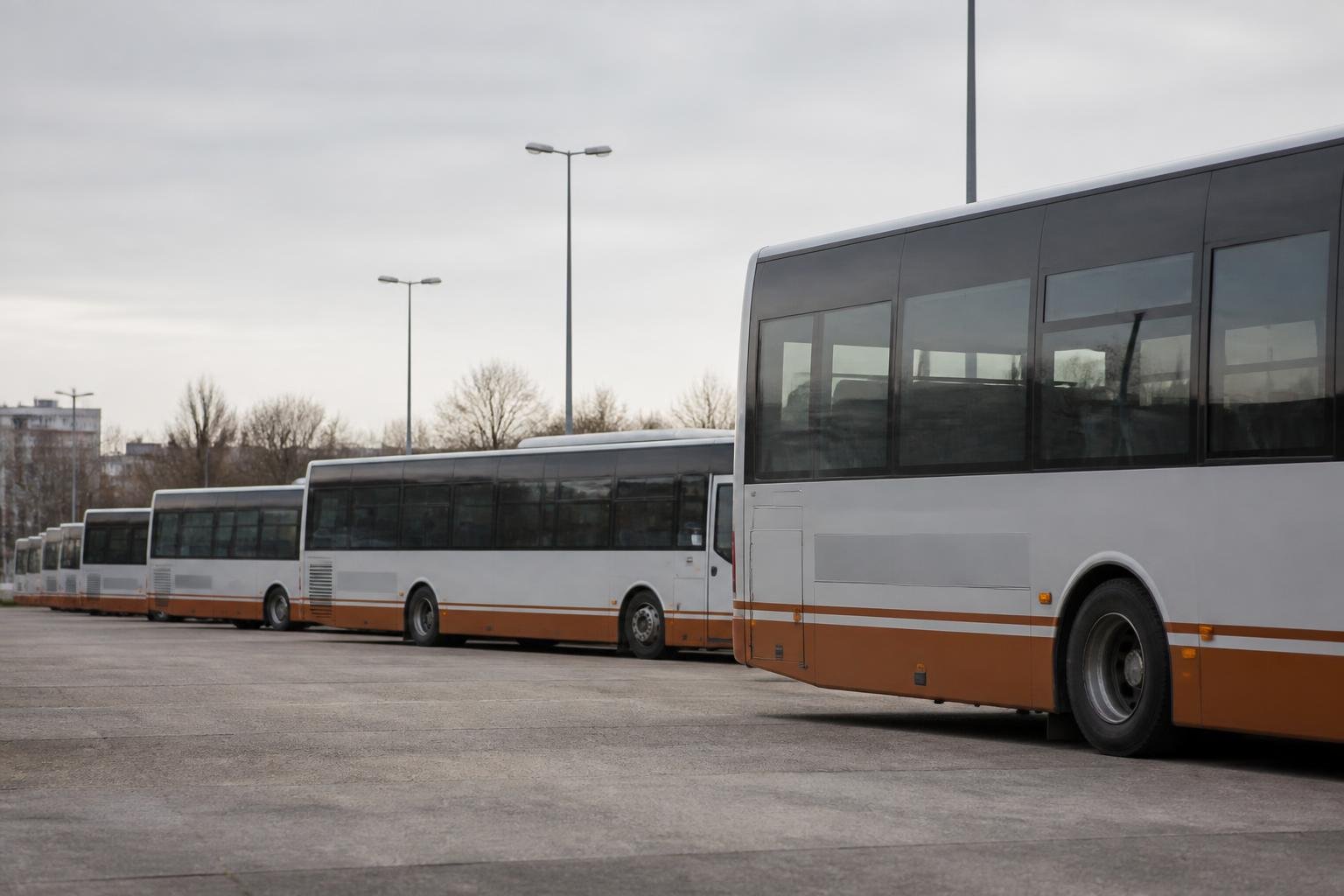 Manifestation à Bruxelles : plus de 100 arrestations et trois bus de la STIB saccagés