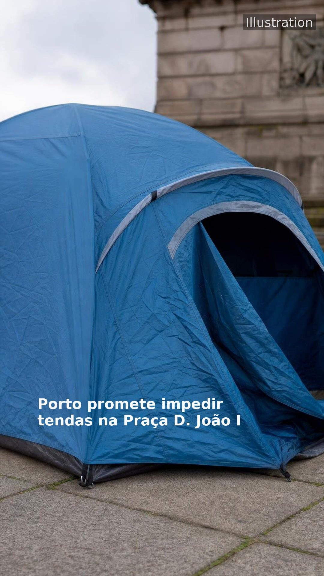 Porto promete impedir tendas na Praça D. João I