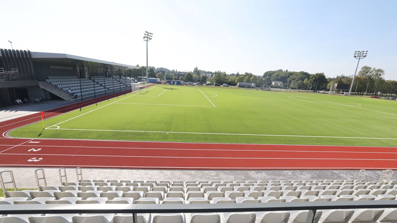 Raudondvario stadionas