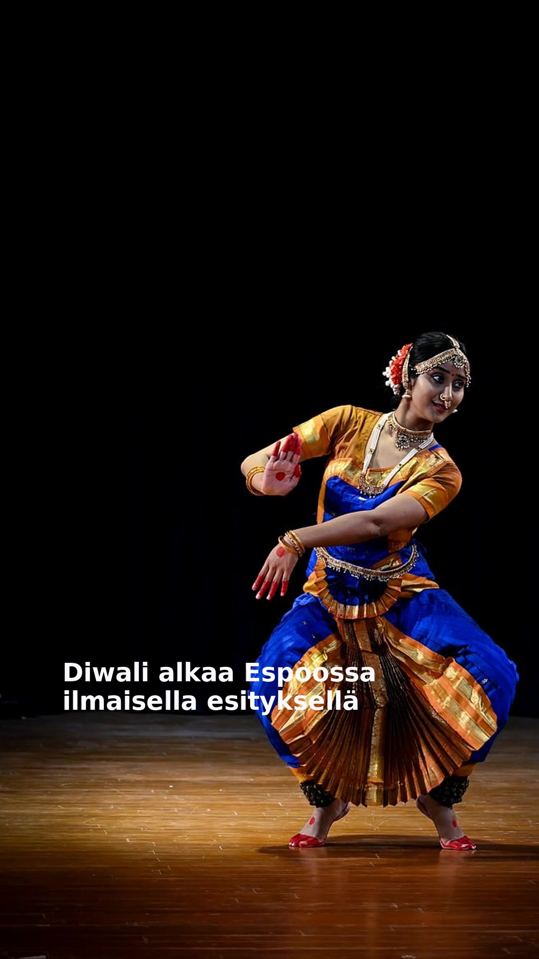 Diwali alkaa Espoossa ilmaisella esityksellä