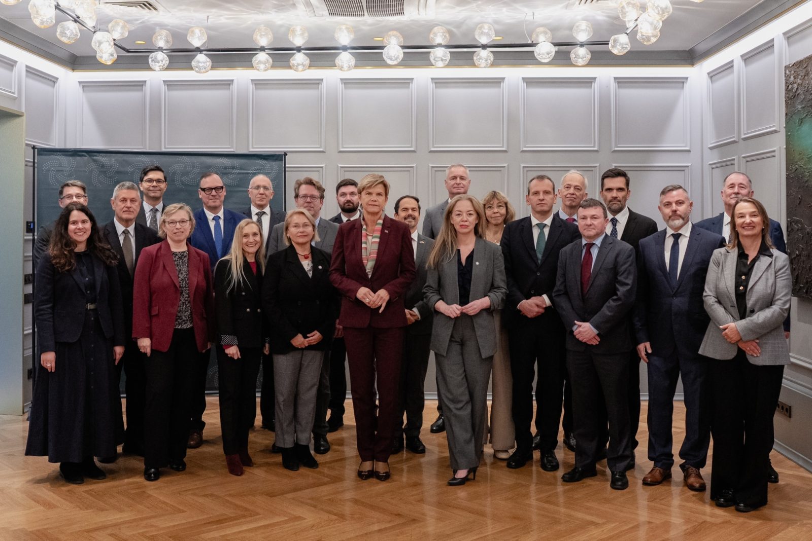 Braže vēstniekiem akcentē Latvijas prioritātes nākamajā ES daudzgadu budžetā