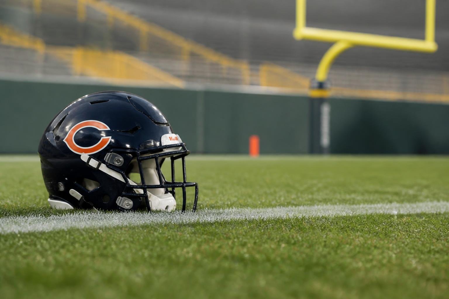 Bears’ quarterbacks, defensive backs graded F after Packers loss