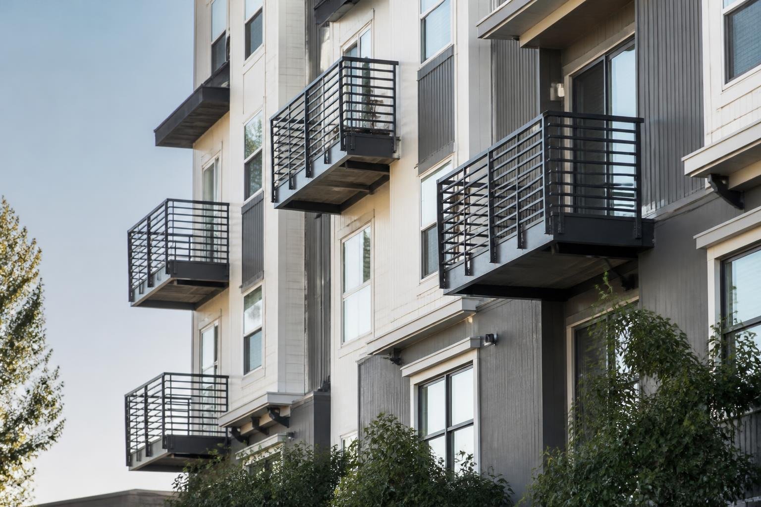 Zillow finds about 31% of San Francisco-area rentals fit a $100,000 income