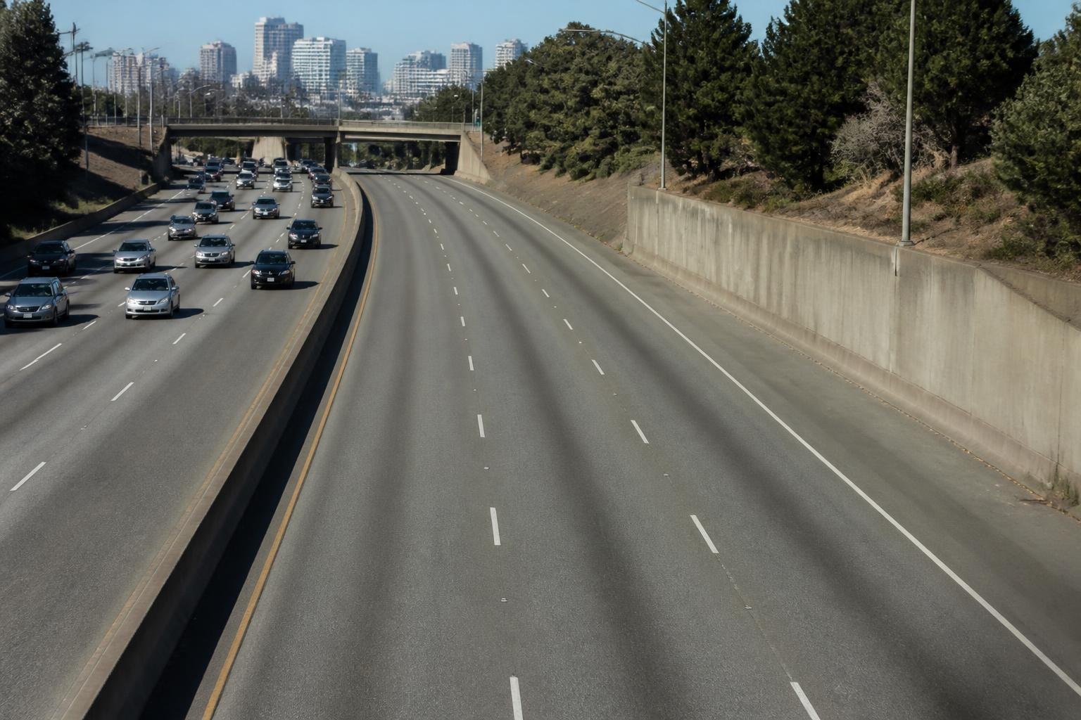 Highway 101 closure brings major delays at San Francisco’s Hospital Curve
