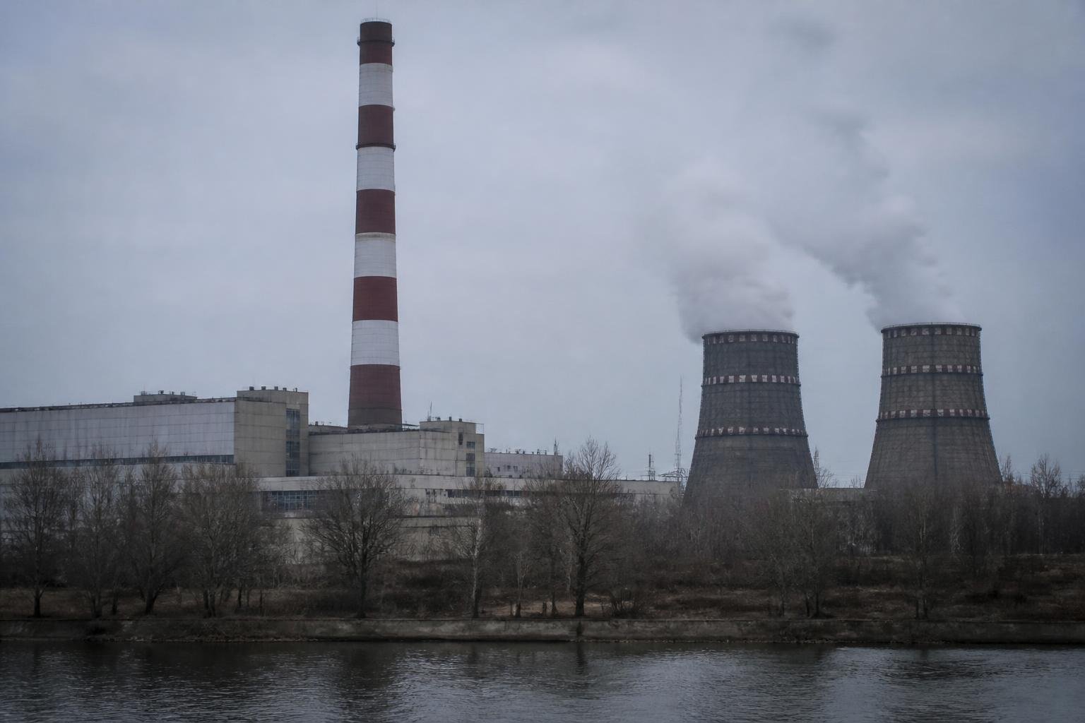 Zelenskyy says US gave no warning before Kyiv power plant strikes
