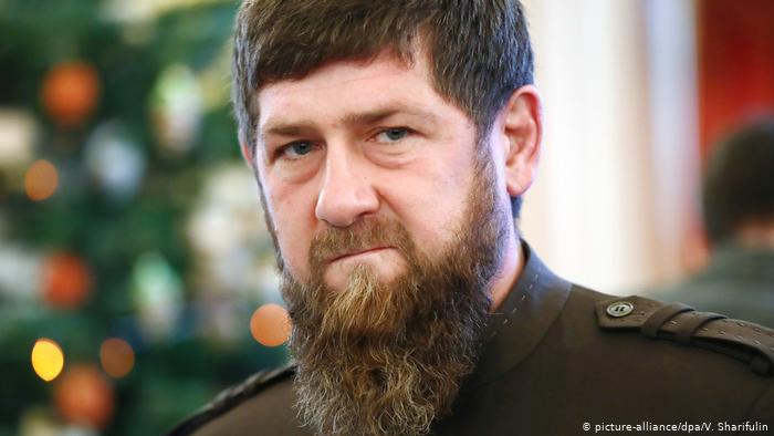 Кадыров ввел в Чечне санкции против госсекретаря США Майка Помпео Кадыров ввел в Чечне санкции против госсекретаря США Майка Помпео