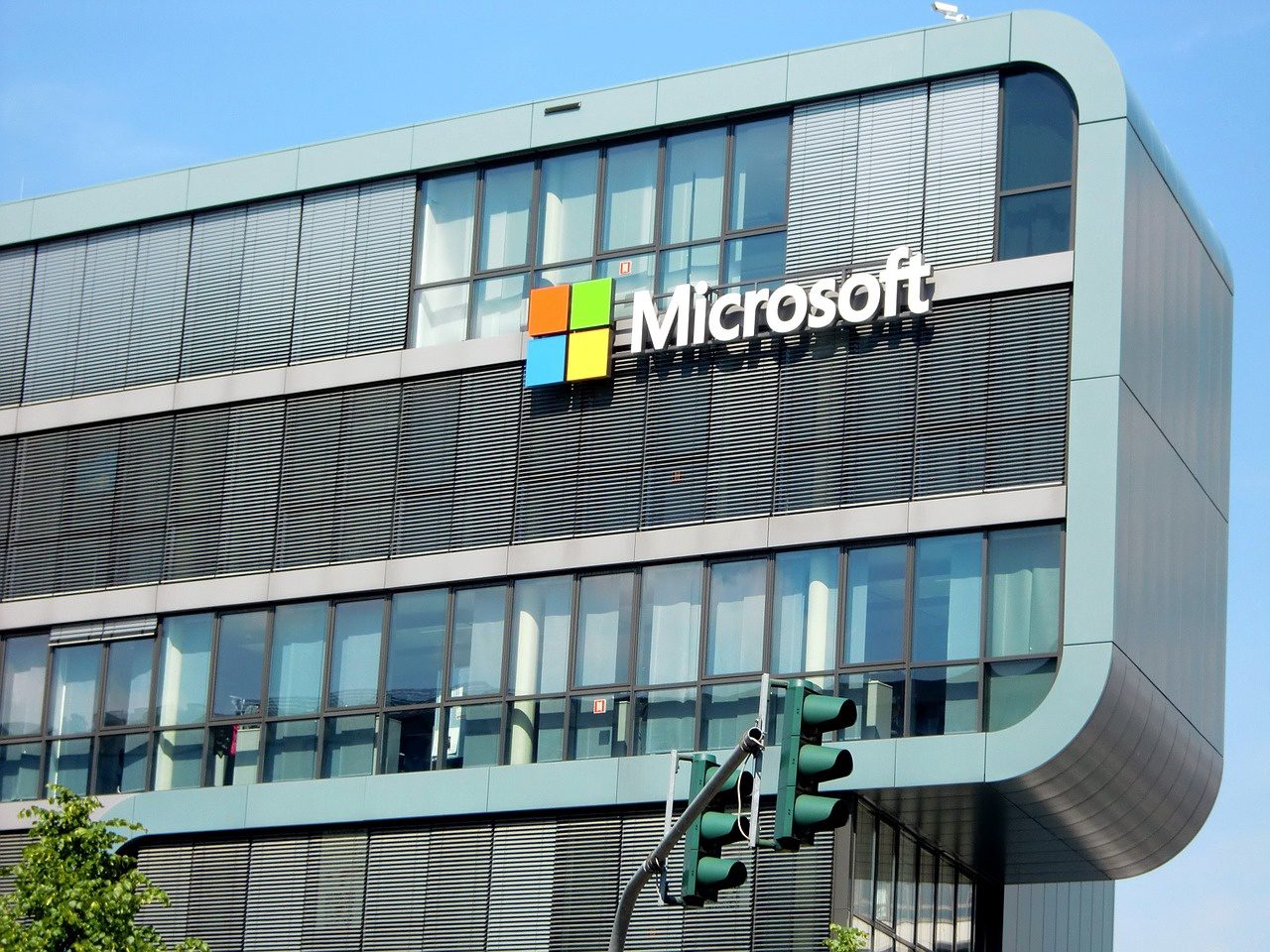 Microsoft планирует завершить переговоры о покупке TikTok к 15 сентября