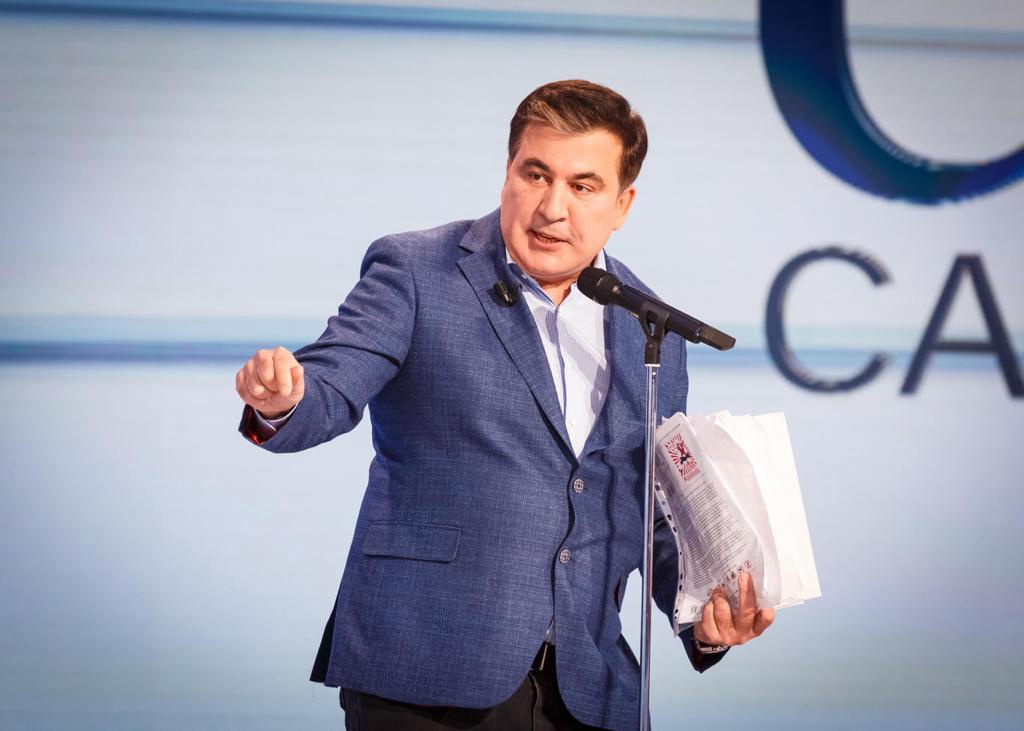 Саакашвили заявил, что возвращается в Грузию Саакашвили заявил, что возвращается в Грузию