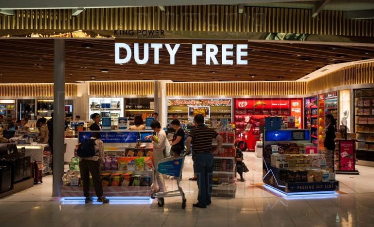 Основатель Duty Free пожертвовал все деньги на благотворительность Основатель Duty Free пожертвовал все деньги на благотворительность