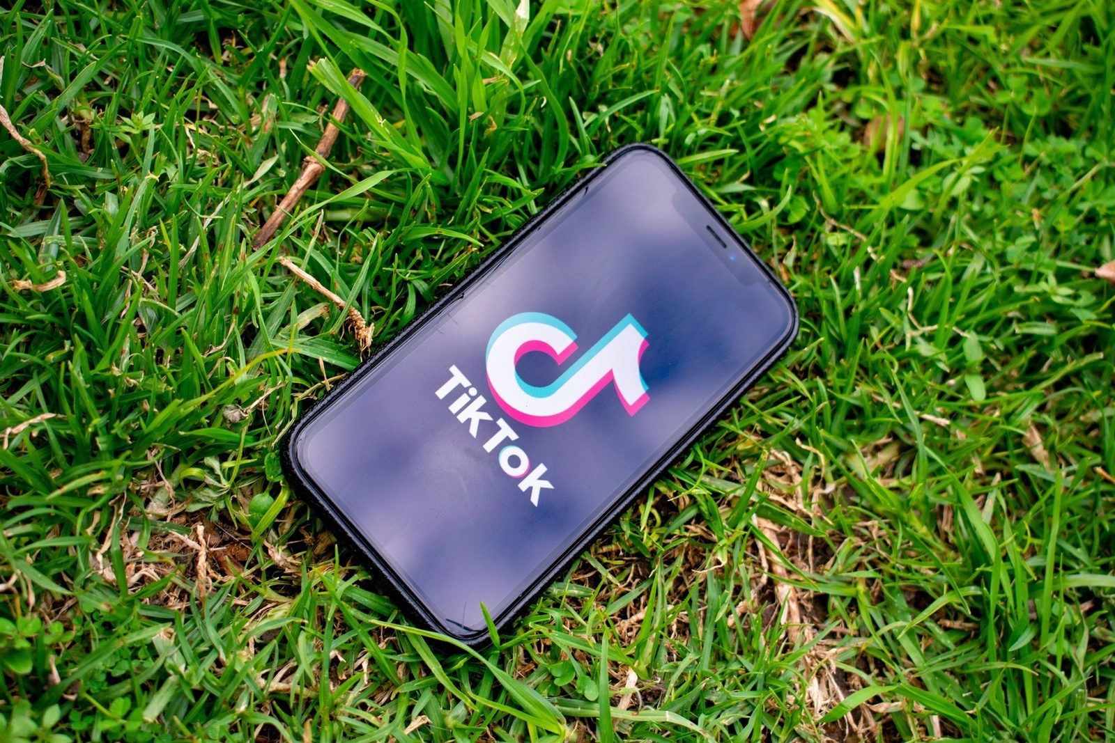 ASV no svētdienas būs aizliegts lejupielādēt "TikTok" un izmantot "WeChat" ASV no svētdienas būs aizliegts lejupielādēt "TikTok" un izmantot "WeChat"
