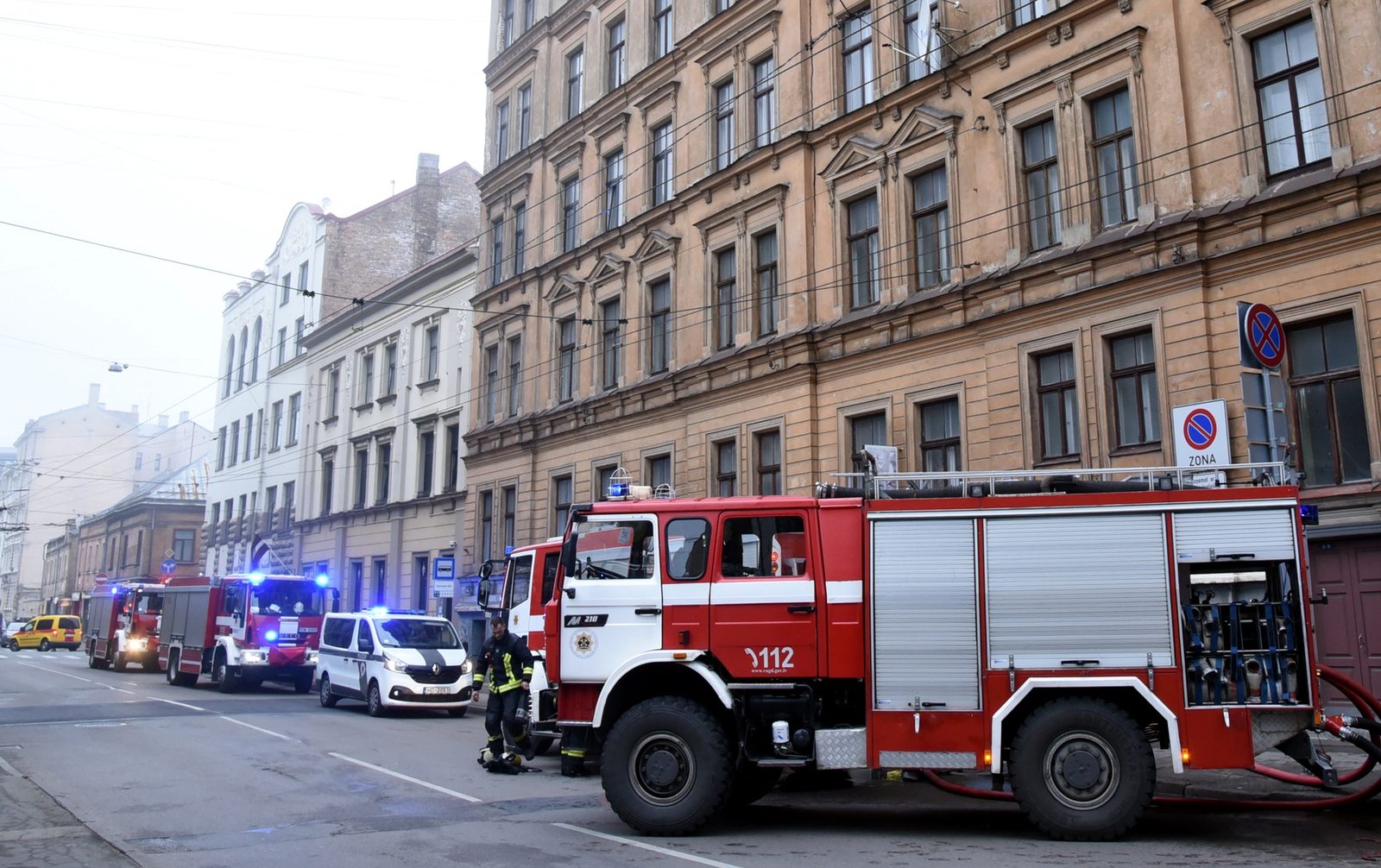 Tukumā pēc gāzes noplūdes no dzīvojamās ēkas evakuēti 18 iedzīvotāji