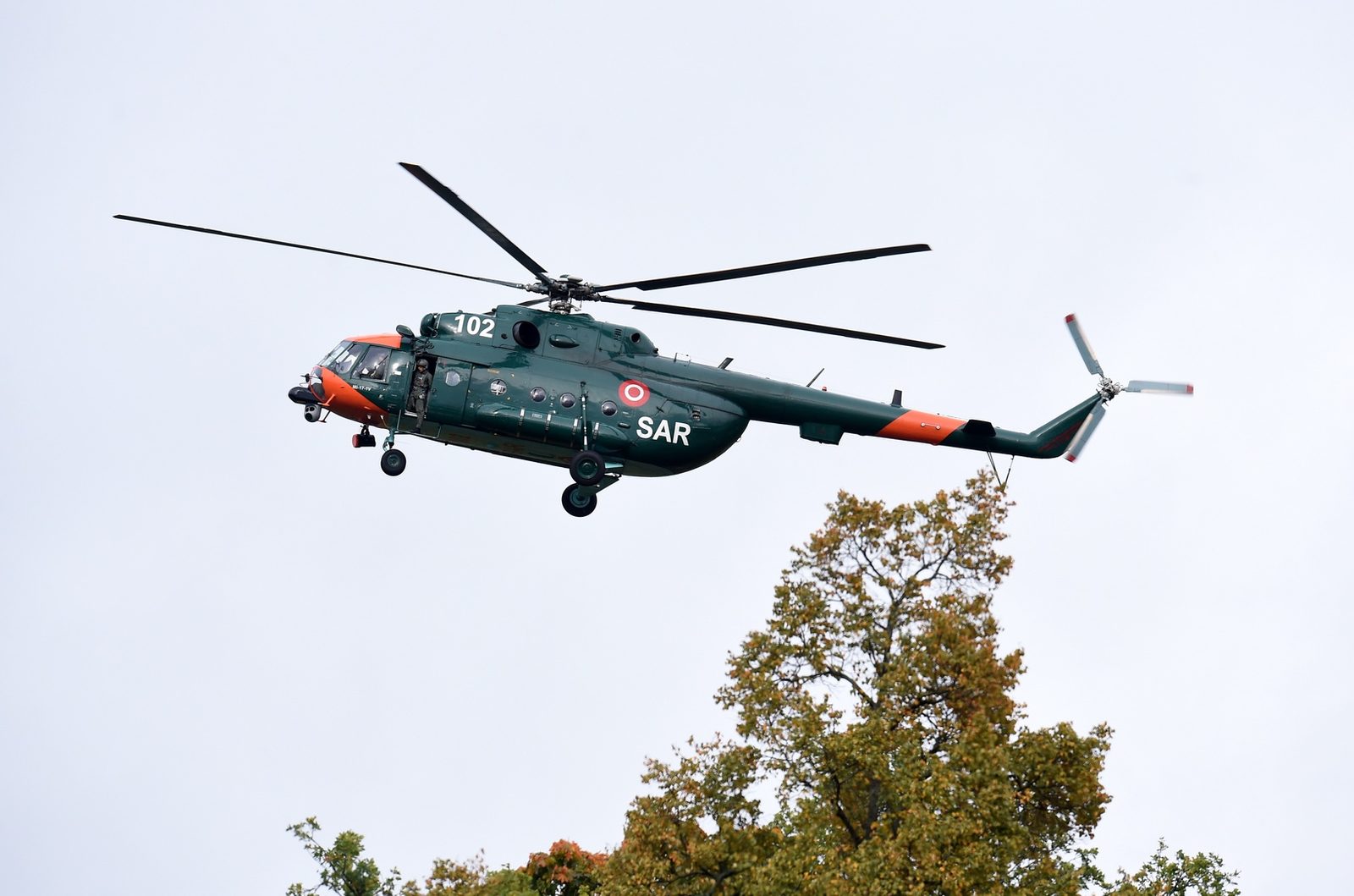 Iesaistot helikopteru, atrasts Jaunjelgavas novada mežā apmaldījies cilvēks Iesaistot helikopteru, atrasts Jaunjelgavas novada mežā apmaldījies cilvēks