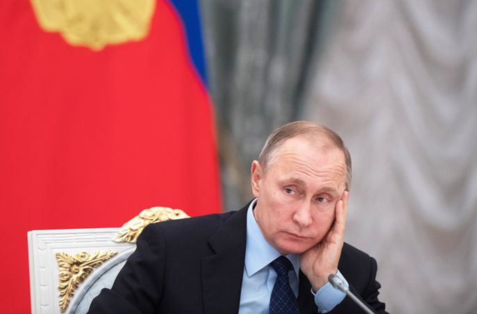 Путин отмечает 68-летие Путин отмечает 68-летие