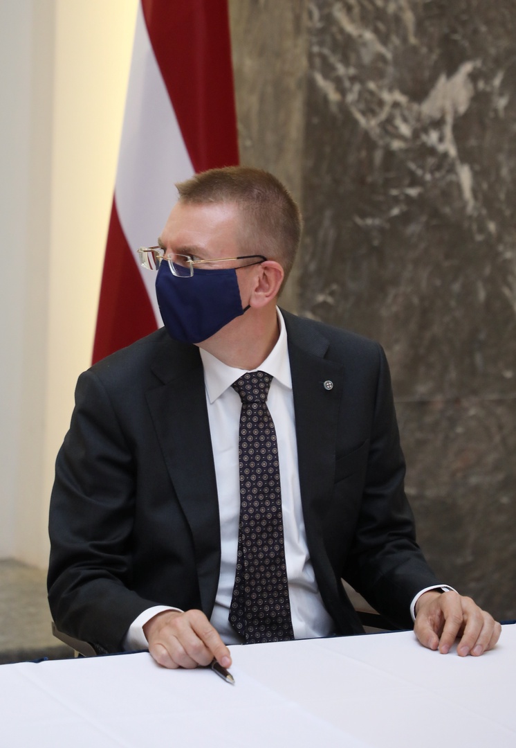 Ārlietu ministrs norādījis uz nepieciešamību atteikties no gāzesvada būvniecības Ārlietu ministrs norādījis uz nepieciešamību atteikties no gāzesvada būvniecības