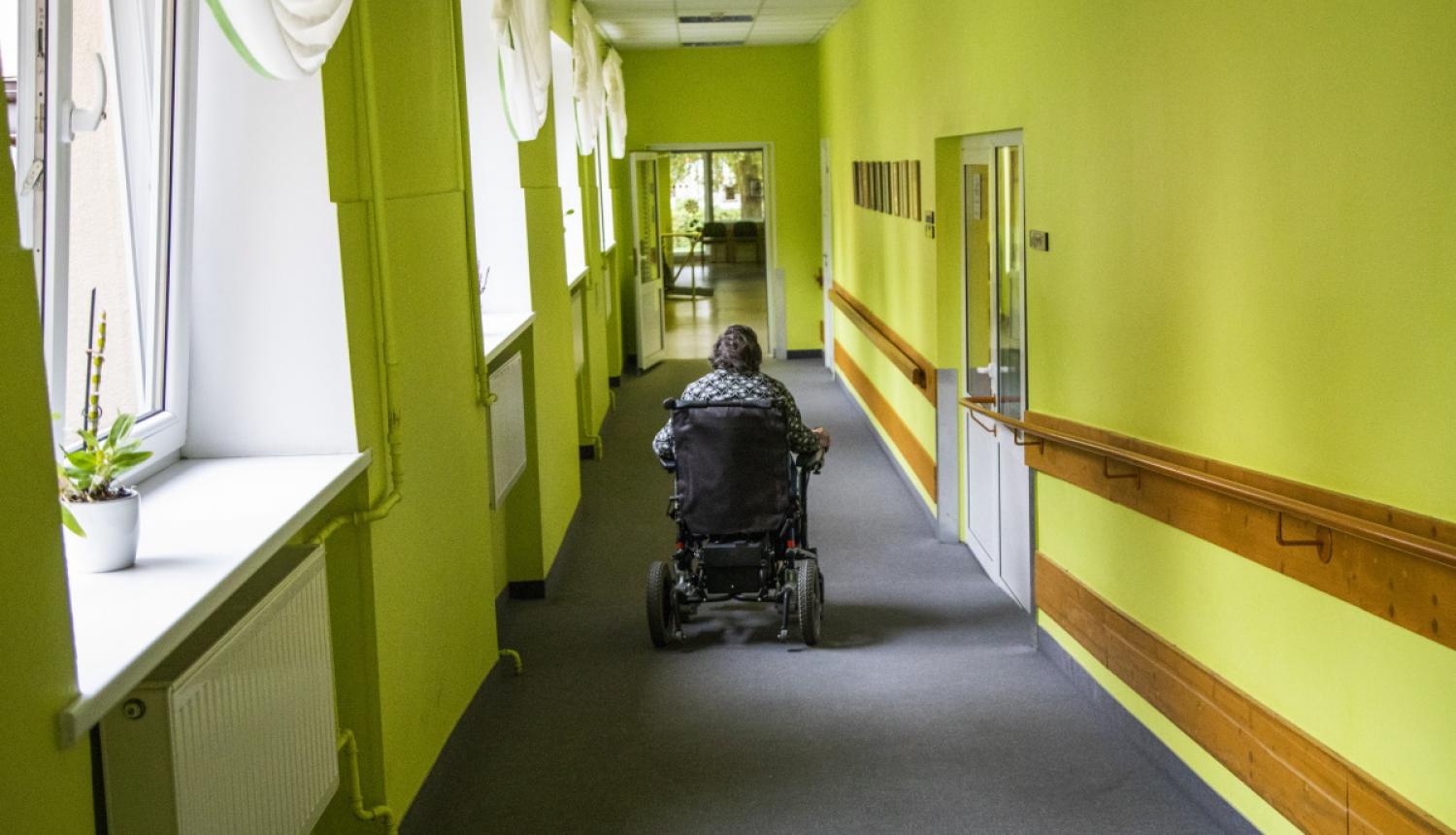 В рижских центрах социального ухода прекращен прием посетителей В рижских центрах социального ухода прекращен прием посетителей
