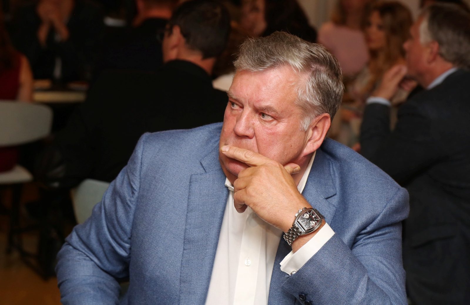 Урбанович призывает решить вопрос "неклассических" семей Урбанович призывает решить вопрос "неклассических" семей
