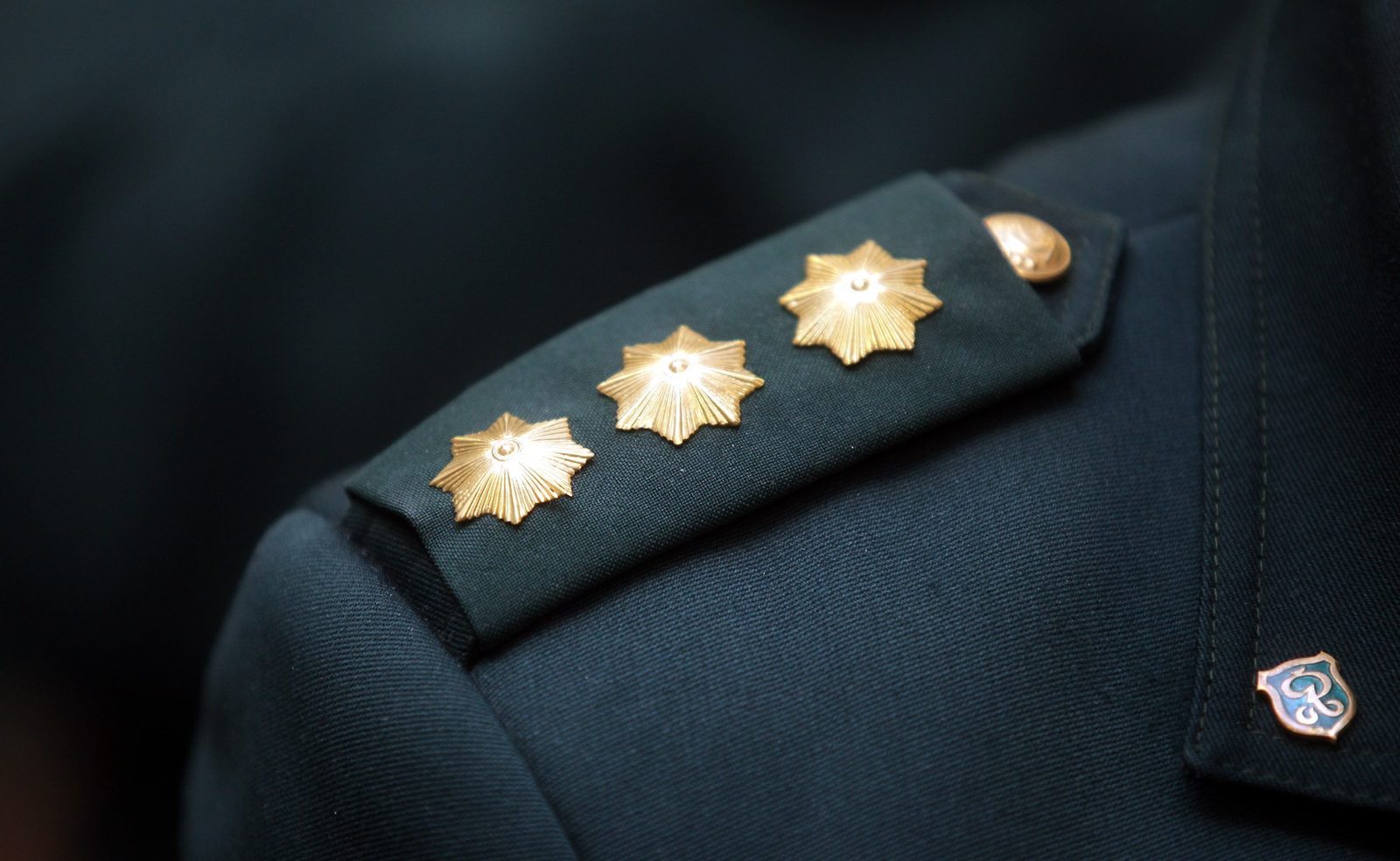Policistiem, robežsargiem un ugunsdzēsējiem pirms katras nākamās pakāpes saņemšanas būs jānokārto pārbaude Policistiem, robežsargiem un ugunsdzēsējiem pirms katras nākamās pakāpes saņemšanas būs jānokārto pārbaude