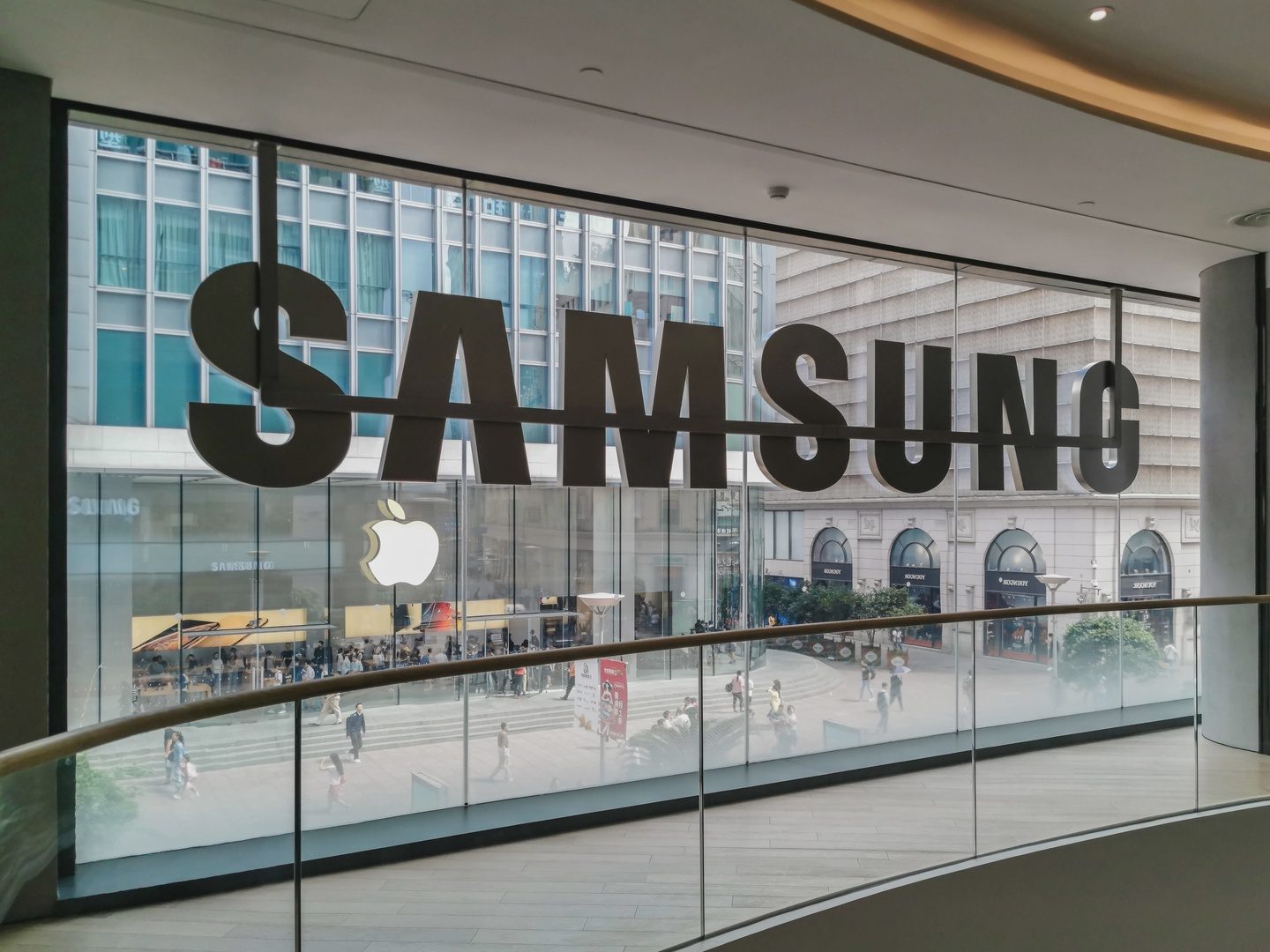 Дети умершего главы Samsung заплатят рекордные налоги на наследство Дети умершего главы Samsung заплатят рекордные налоги на наследство
