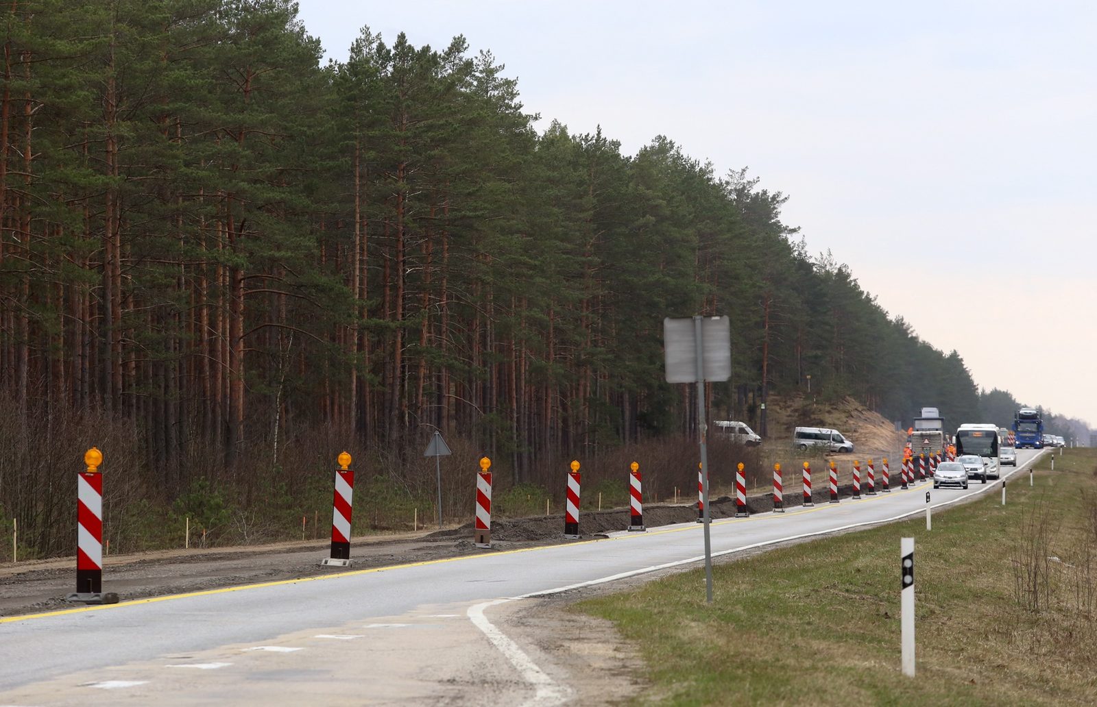 Novembrī daudzviet valsts autoceļu tīklā turpinās remontdarbi Novembrī daudzviet valsts autoceļu tīklā turpinās remontdarbi