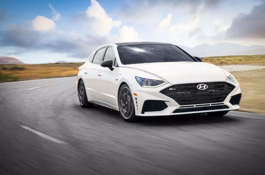 Представлена самая мощная Hyundai Sonata Представлена самая мощная Hyundai Sonata