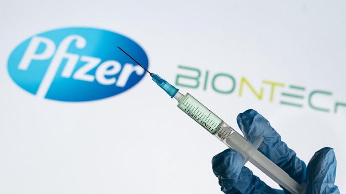 Covid-19: вакцина Pfizer и BioNTech показала эффективность 95% Covid-19: вакцина Pfizer и BioNTech показала эффективность 95%