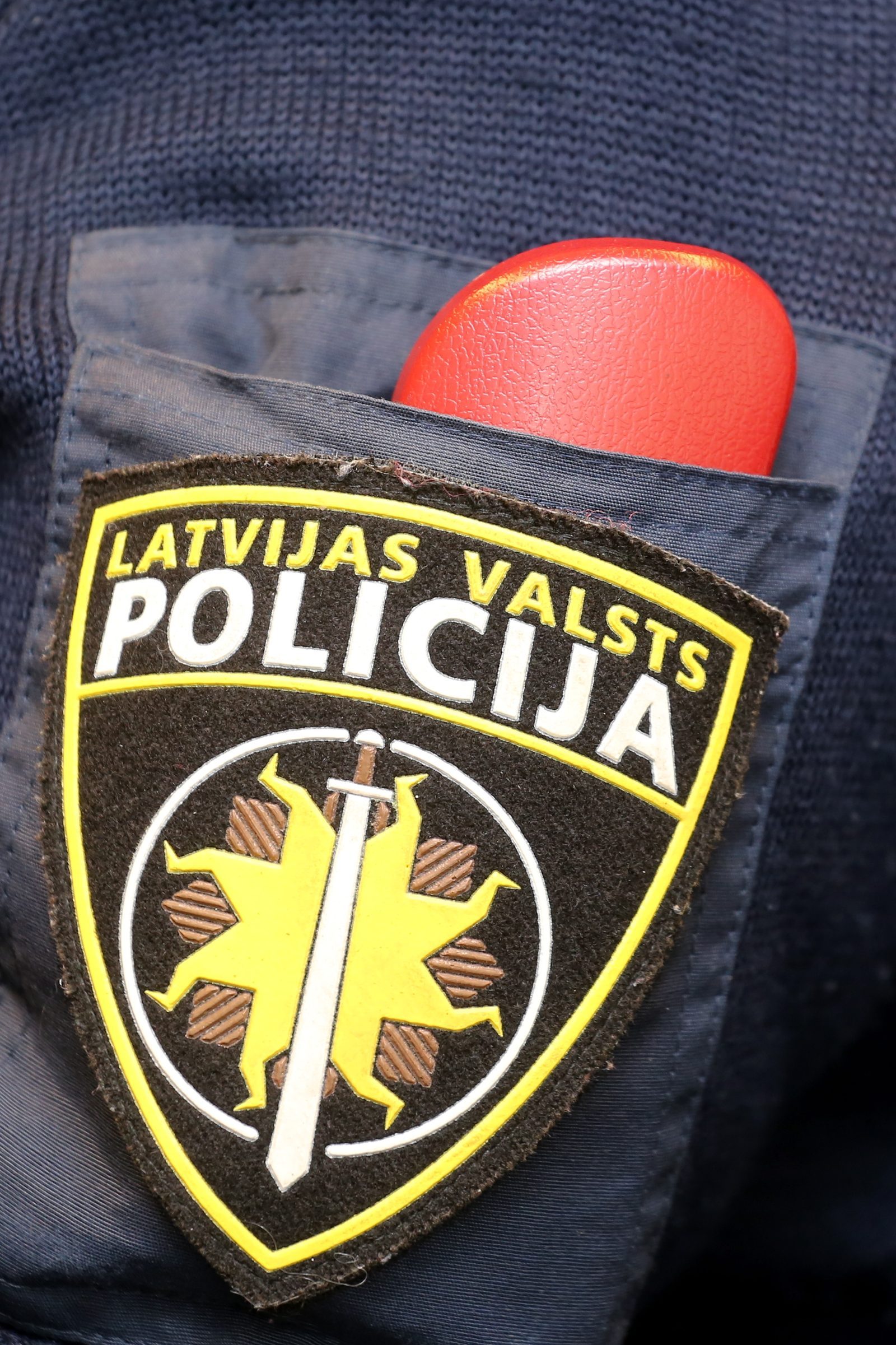 Iereibusi un it kā cietusi sieviete saņem 100 eiro sodu par nepamatotu policijas izsaukšanu