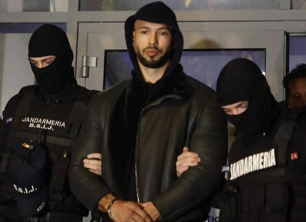 Эндрю Тейт арестован за возможную торговлю людьми: его нашли по видео для Греты Тунберг Эндрю Тейт арестован за возможную торговлю людьми: его нашли по видео для Греты Тунберг