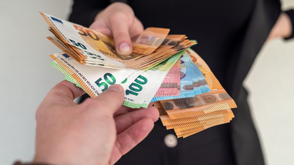 У клиентов четырех банков в 2024 году было похищено 15,5 млн евро У клиентов четырех банков в 2024 году было похищено 15,5 млн евро