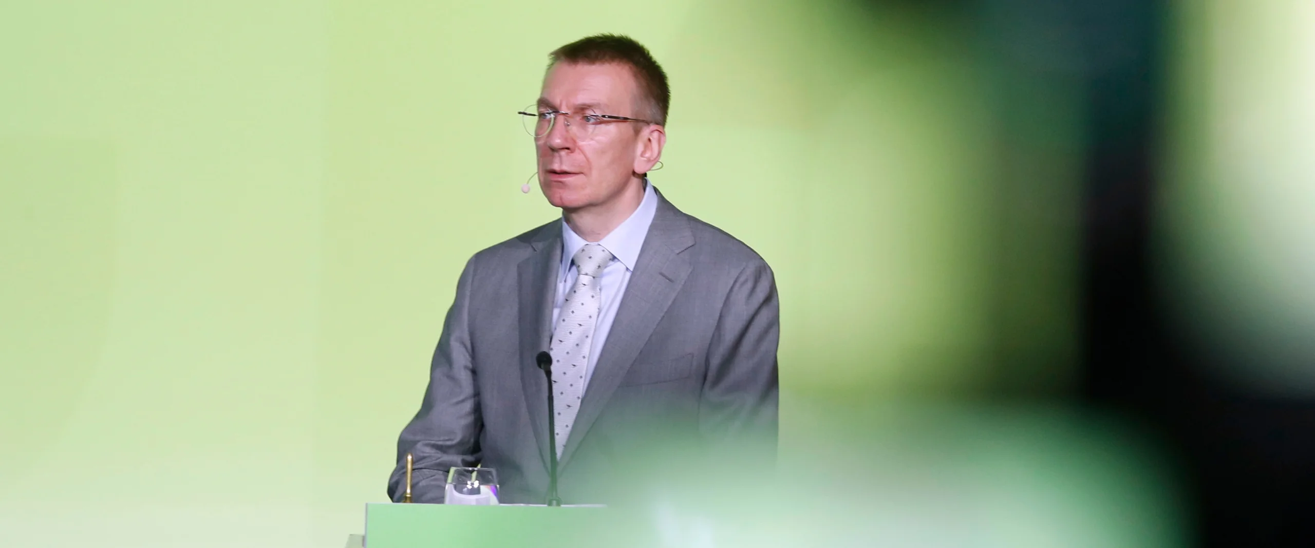 Президент: следует пересмотреть условия инициирования референдумов
