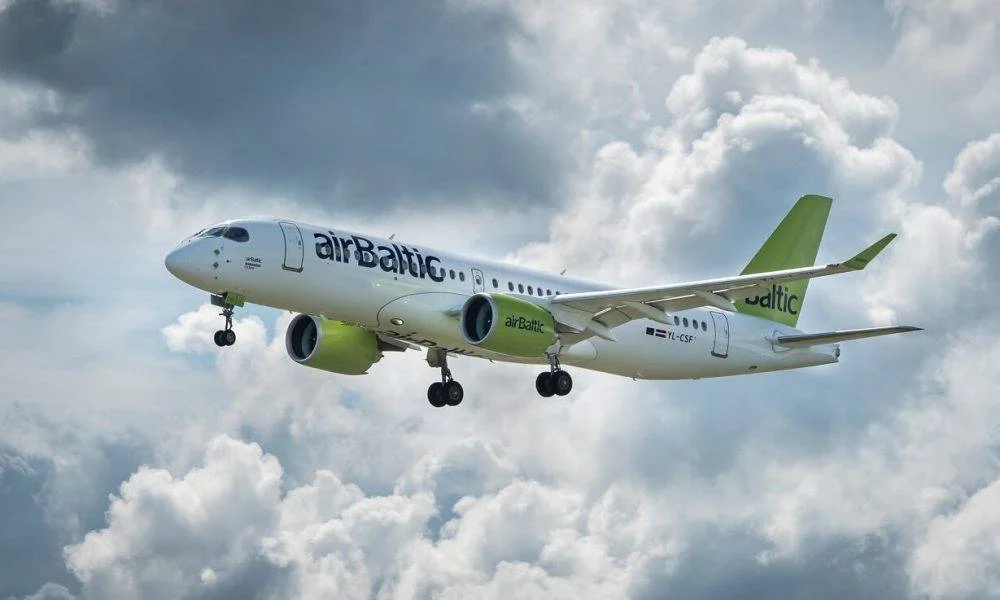 airBaltic временно приостанавливает все полеты в Дубай и из него